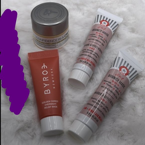 Moisturizer & Hydrating Mask Minis Bundle: It Cosmetics, Byroe, First Aid Beauty - Picture 1 of 4